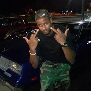 Meet your Posher, Lawrence